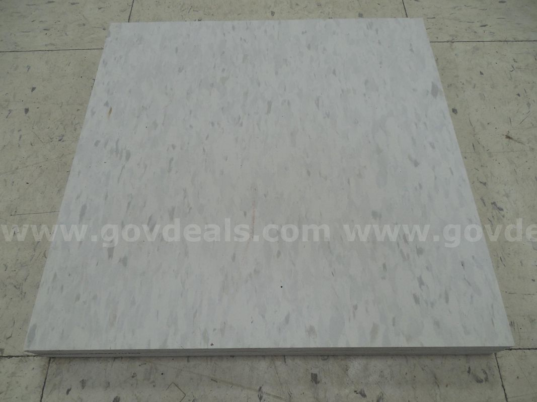 Composite vinyl tiles - White/Grey - Qty. 10