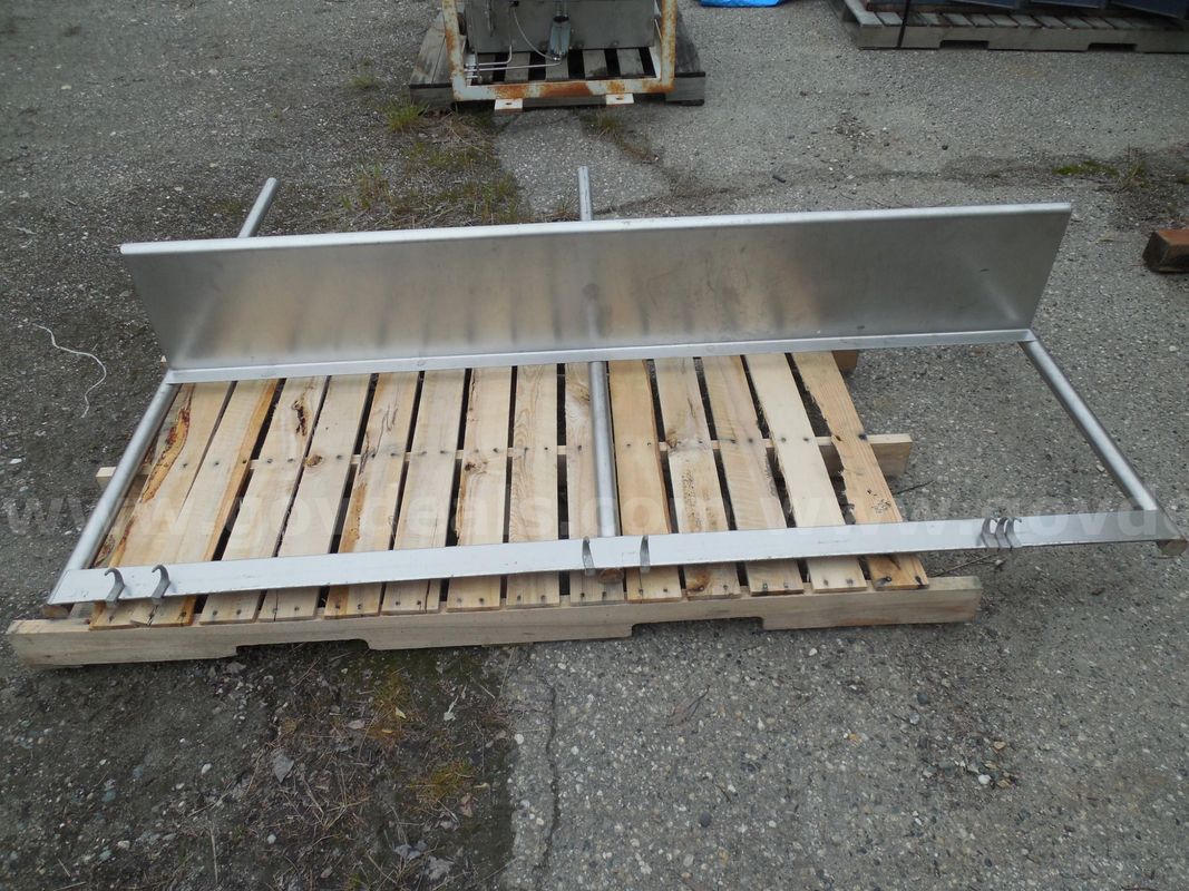 Metal shelf