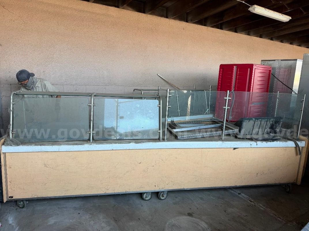 Large Serving Counter