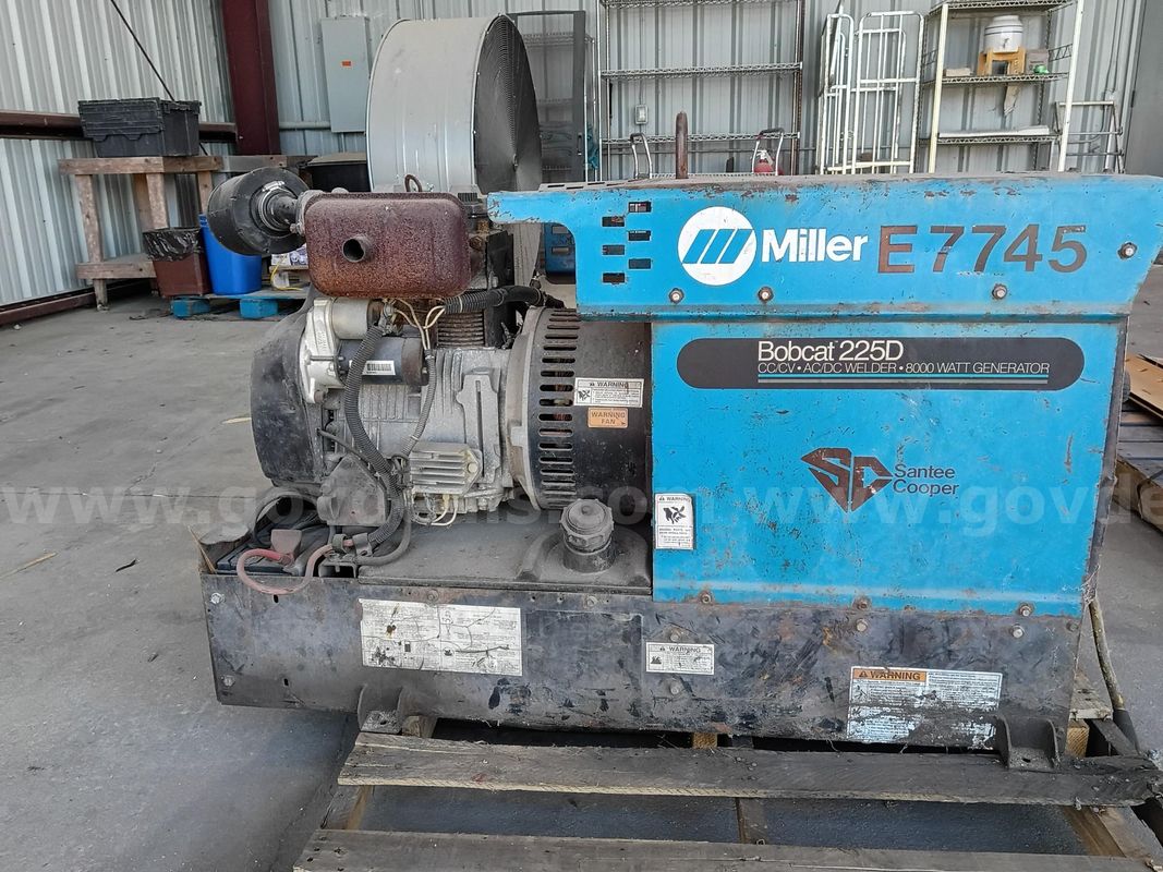 Miller Bobcat 225D