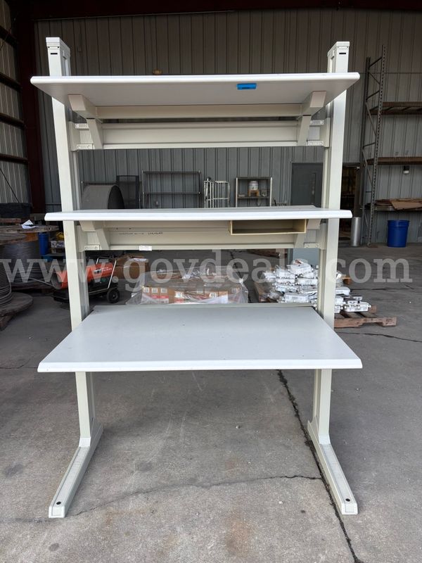 SPECTRO-DATA 3-Tier Heavy-Duty Computer Workstation / Technical Workstation
