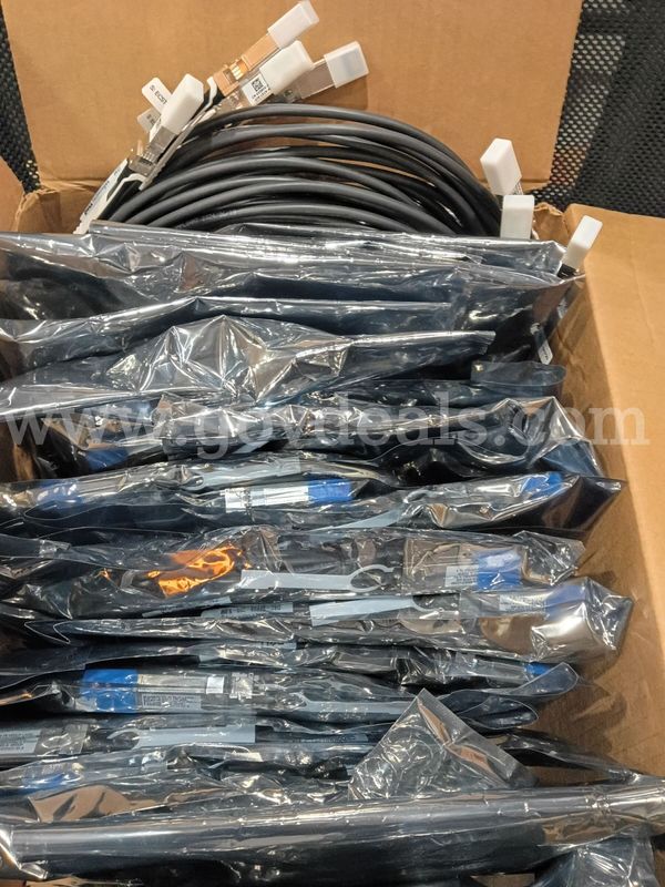 A Lot of Dell DAC Cables