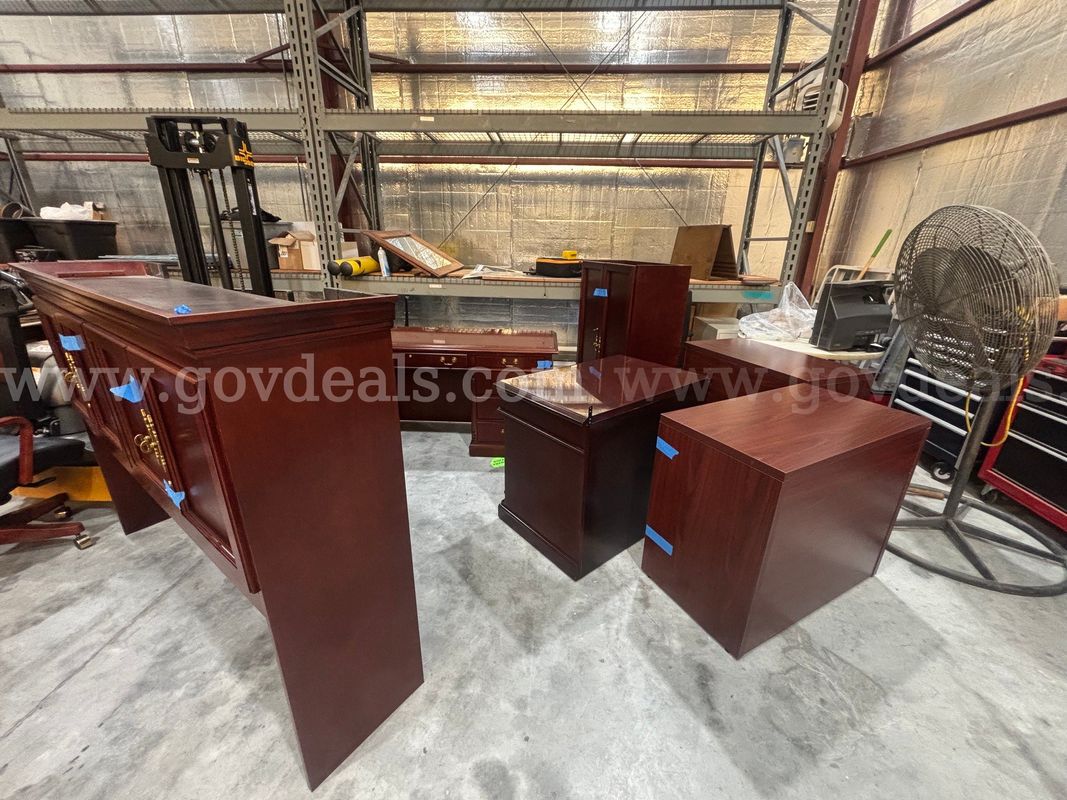 OFS Executive Cherry Office Furniture Suite