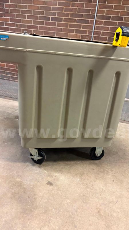 Library cart on casters