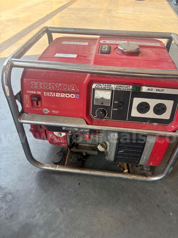 Larger Honda Portable Gas Generator EM 2200X