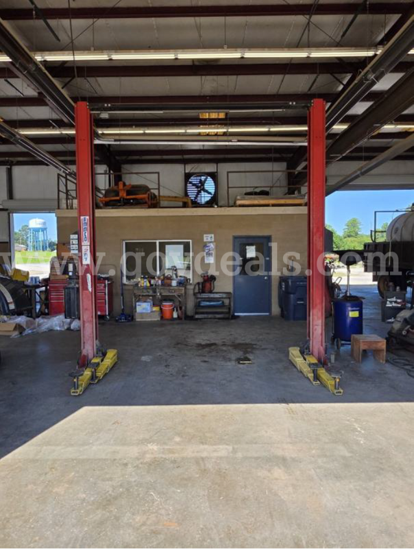 Ammco, 10K Two Post Vehicle Lift