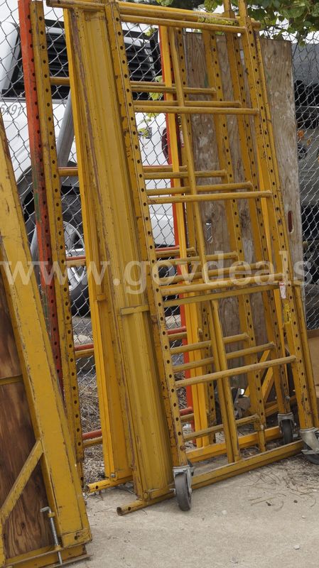 Scaffolding pieces