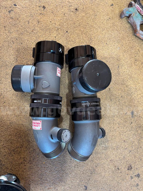 x2 STANDPIPE PRESSURE GAUGES