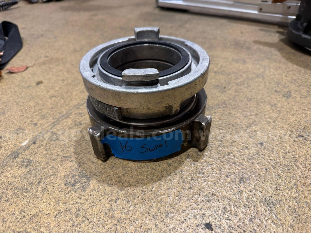 4" STORTZ X 4" NH F SWIVEL #16