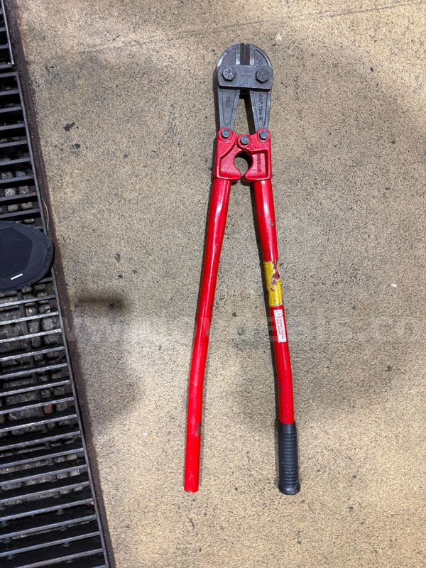 Bolt Cutter