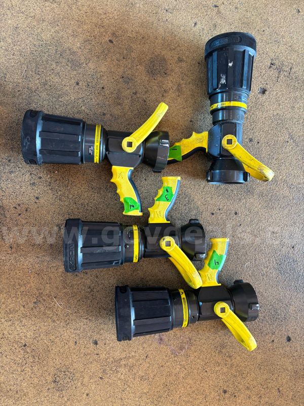 X4 2.5" Fire Hose Nozzles 1-4