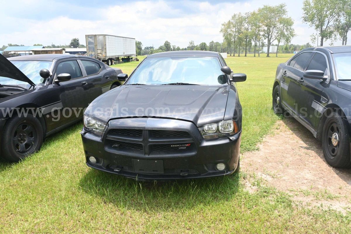 2013 Dodge Charger SEDAN 4-DR 5.7L V8 OHV 16V